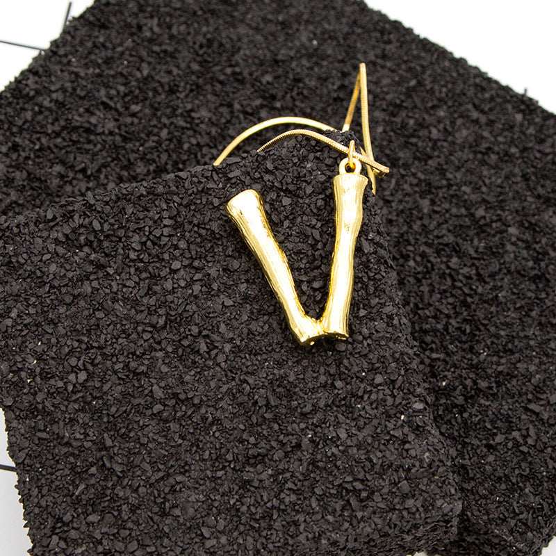 Alphabet pendant necklace