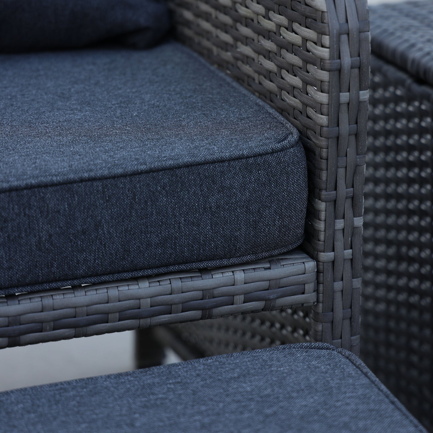 5 Piece Wicker Patio Conversation Furniture Set w/Ottomans BEUPFORLIFE.com