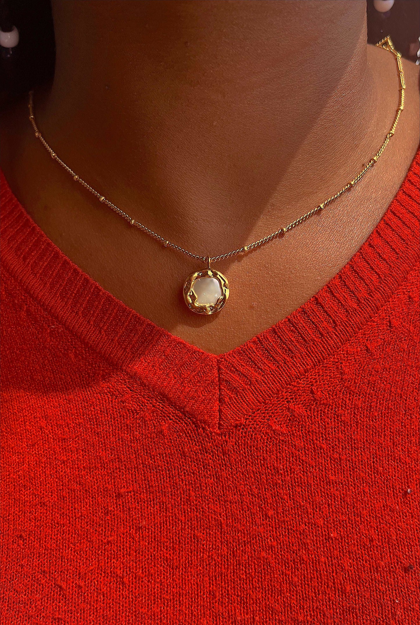 Golden Pearl Necklace - BEUPFORLIFE.com