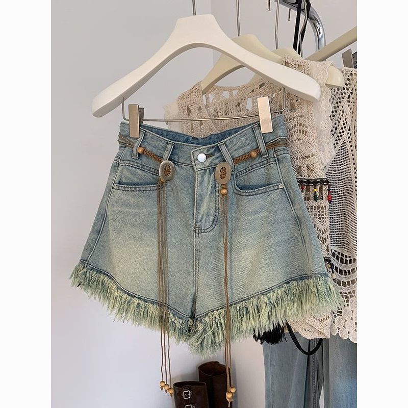 Button Raw Edge Denim Shorts BEUPFORLIFE.com