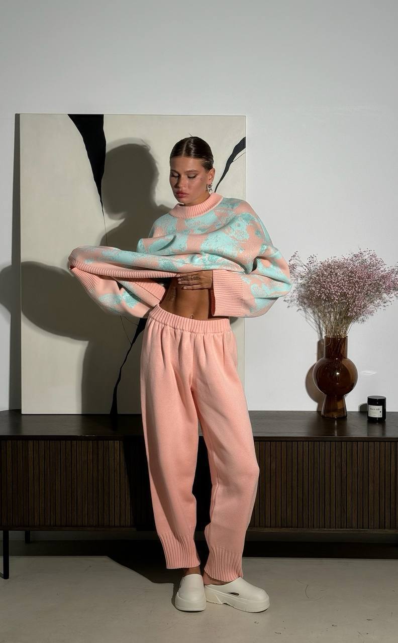 Contrast Color Sweater Straight-leg Trousers Two-piece Inner Wear - BEUPFORLIFE.com