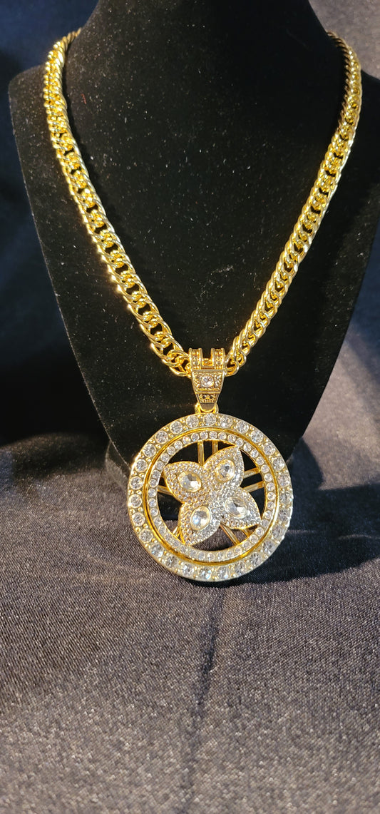 Luxury Chain w/ Spinner emblem