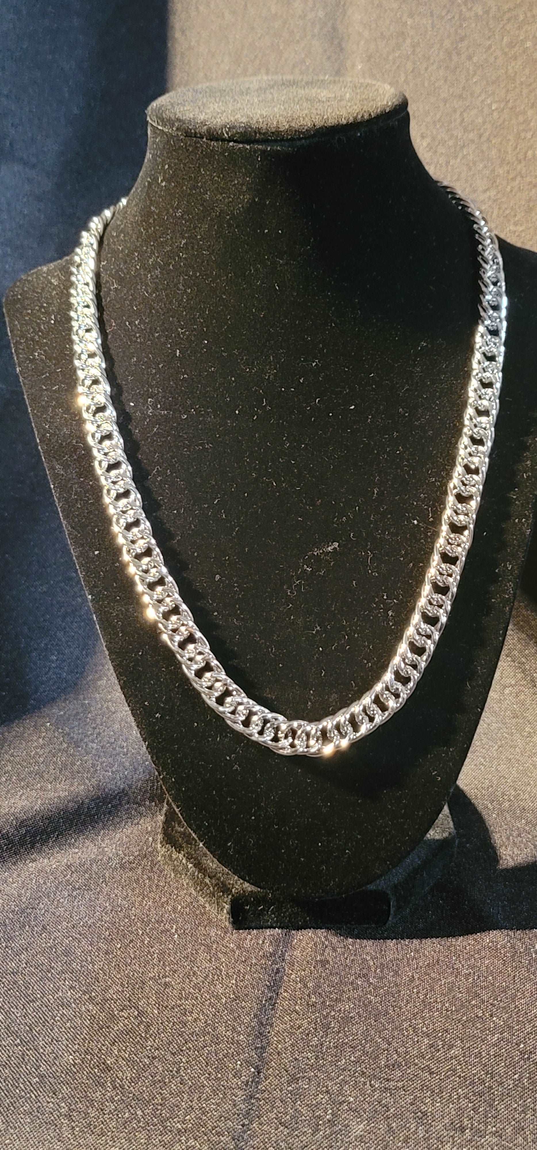Crystal Red Pendant w/ Chain