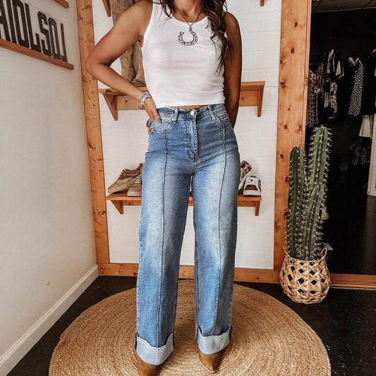 Washed-out Elastic Mid-waist Straight Jeans BEUPFORLIFE.com