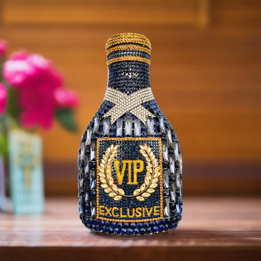 VIP Exclusive Diamond Hand Holding Dinner Bag BEUPFORLIFE.com