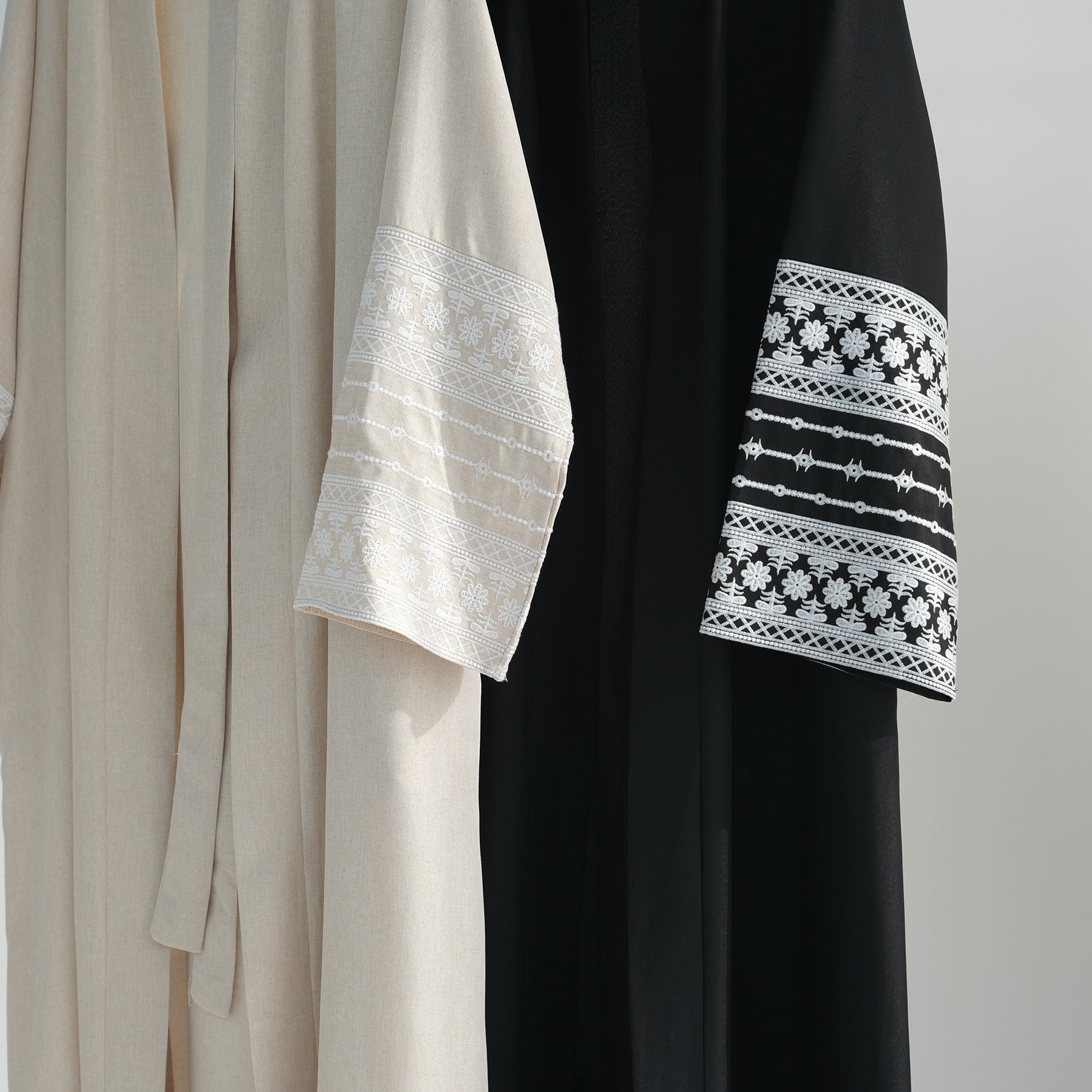 Dubai Elegant Cardigan Robe BEUPFORLIFE.com