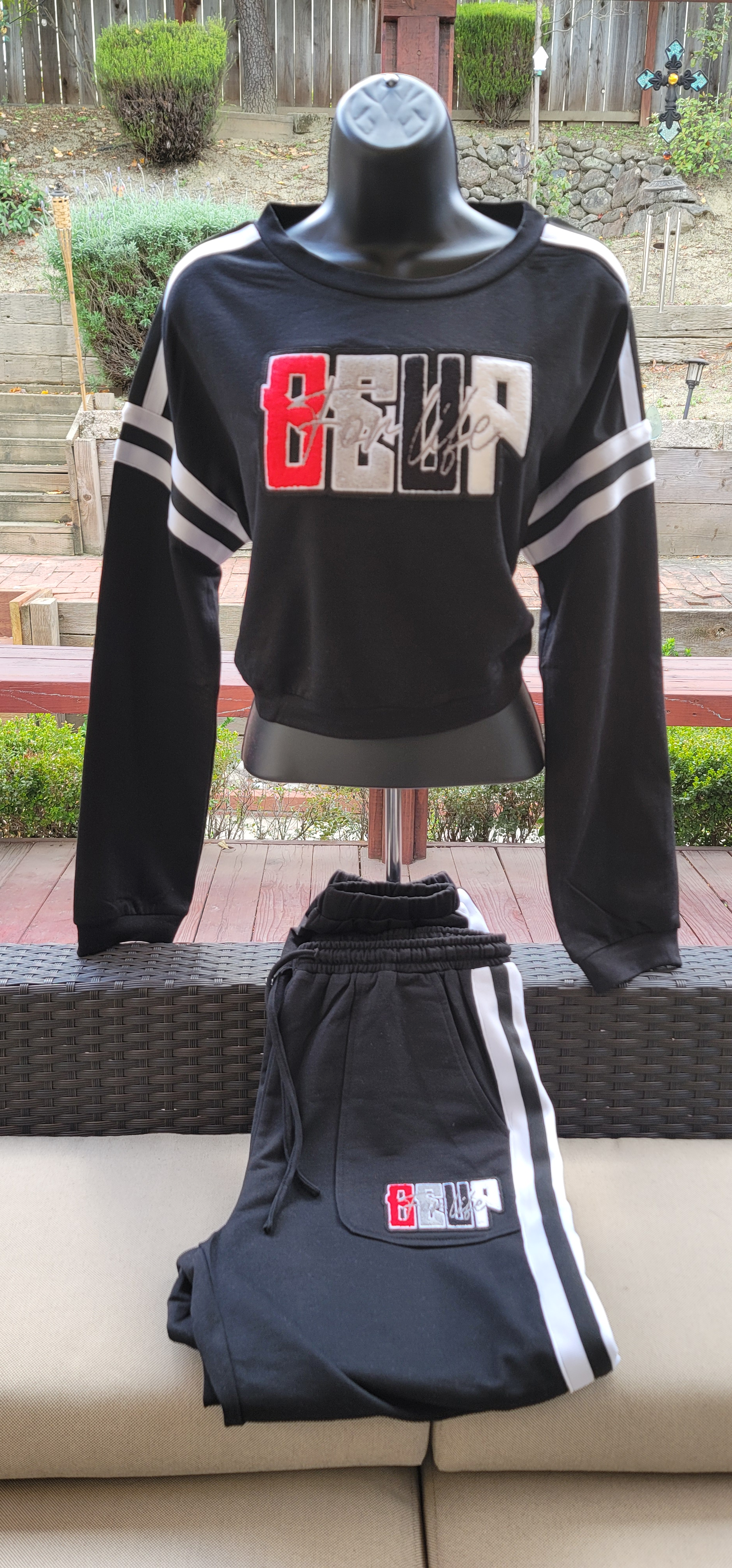 Ladies Jogger Sets - Click Here For More Colors & Styles - BEUPFORLIFE.com
